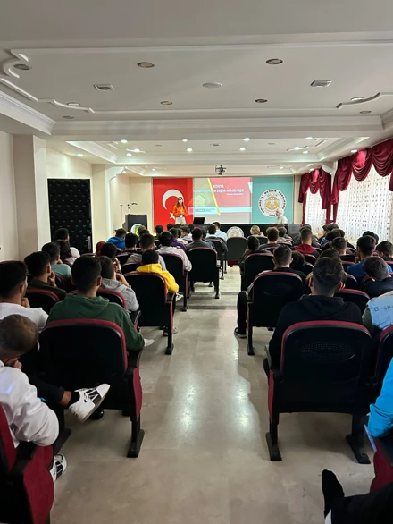 BAĞIMLILIKLA MÜCADELE SEMİNERİ